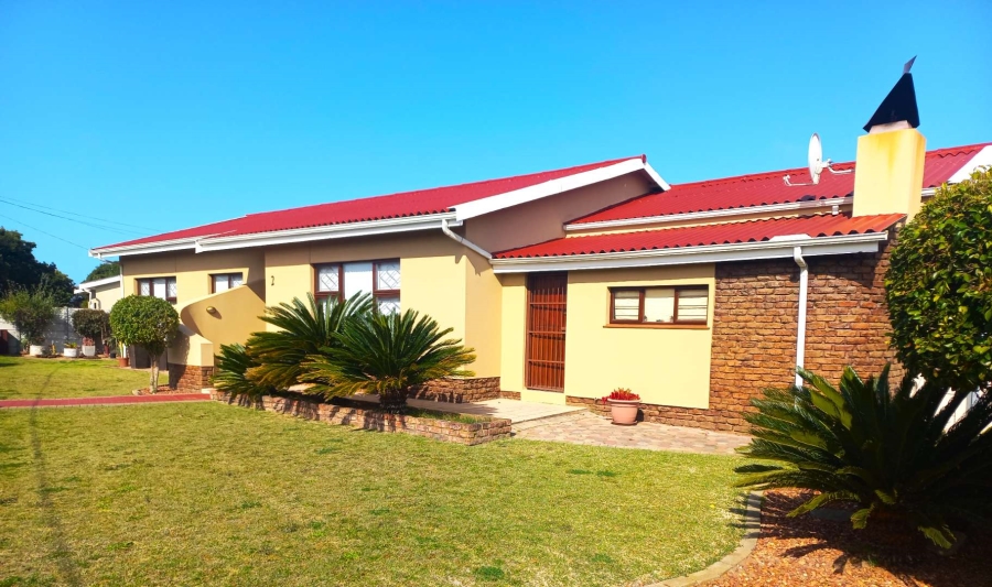 3 Bedroom Property for Sale in Hartenbos Central Western Cape